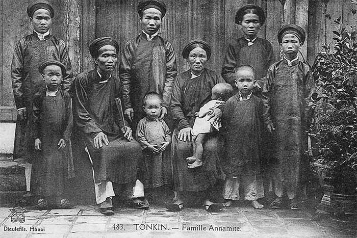 Bộ ảnh chân dung người Việt hơn 100 năm trước qua ống kính người Pháp