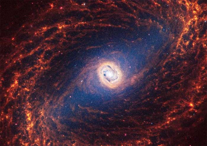 Bộ ảnh ngoạn mục thiên hà và tinh vân do kính James Webb chụp