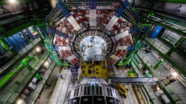 Các nhà khoa học chuẩn bị tái khởi động máy gia tốc hạt lớn