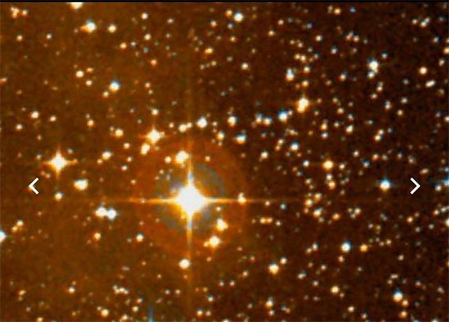 Các nhà khoa học đo khối lượng một ngôi sao bằng cách nào?