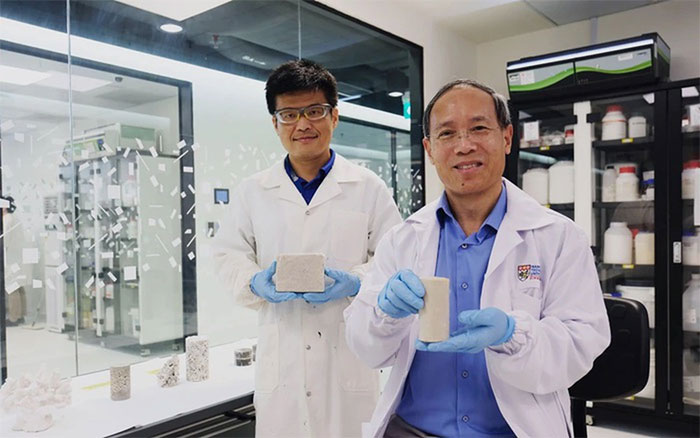 Các nhà khoa học Singapore phát triển loại xi măng làm từ bùn và nước tiểu