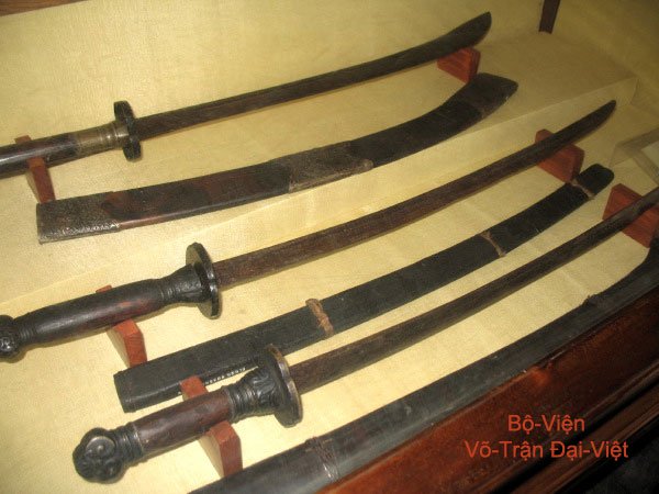 Các thanh gươm sắc bén và lợi hại của dân tộc Việt Nam một thời