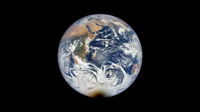 Cách Trái đất 1,5 triệu km, nhật thực sẽ như thế này đây
