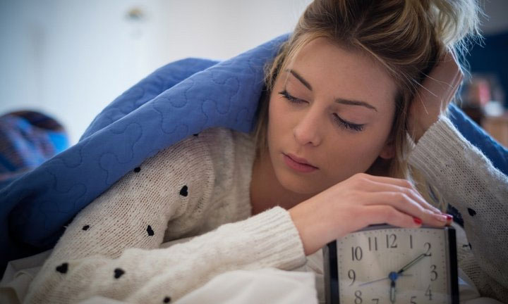 Cảm thấy khó khăn khi phải ra khỏi giường có thể là dấu hiệu nguy hiểm đến sức khỏe