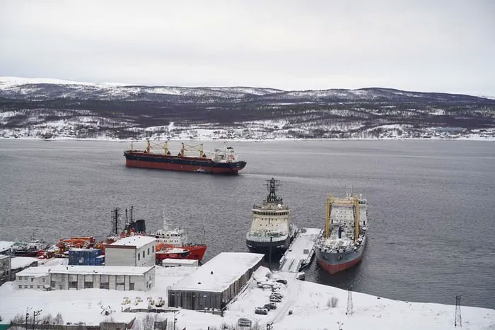 Cận cảnh Murmansk - Hải cảng không đóng băng trên vành đai Bắc cực