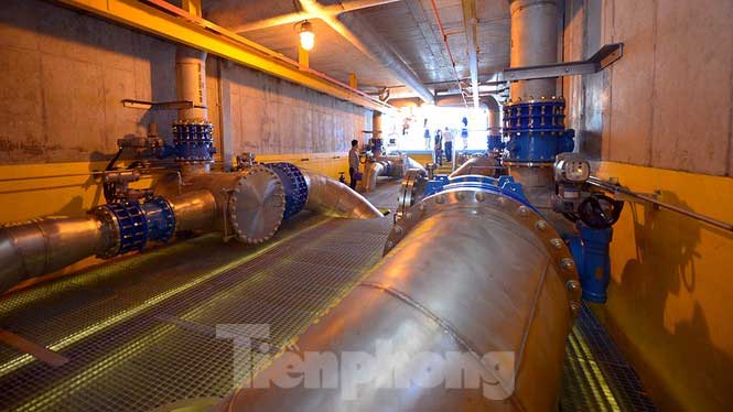 Cận cảnh nhà máy nước sạch lớn nhất Hà Nội có thể uống tại vòi