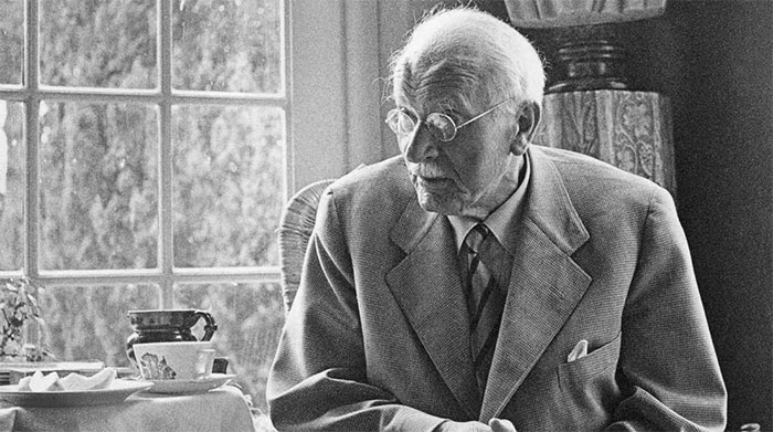 Carl Jung: Nhà khoa học bí ẩn nhất thế giới!