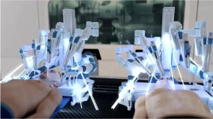 Cấy ghép đầu nhờ robot và AI: Quá hấp dẫn và cũng quá nguy hiểm!