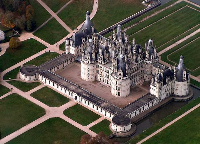 Chateau de Chambord - Lâu đài lộng lẫy bậc nhất nước Pháp