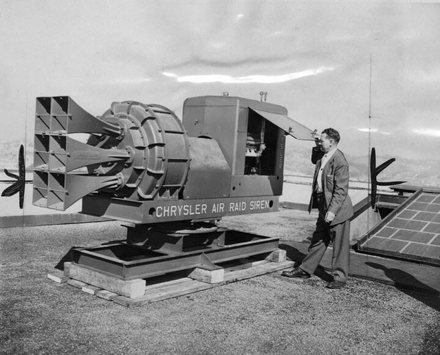 Chrysler Air Raid Siren: Còi báo động không kích mạnh đến mức có thể gây mưa