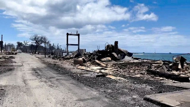 Chùm ảnh biển lửa tại thiên đường Hawaii khiến 270 tòa nhà bị thiêu rụi, 53 người chết