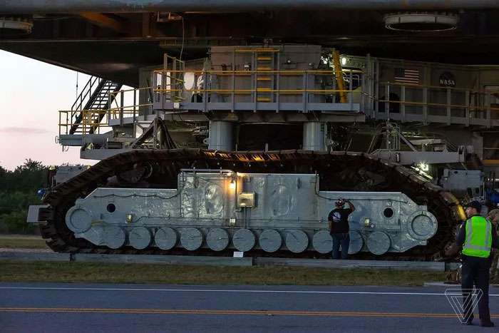 Cỗ máy 2.875 tấn của Mỹ lên bệ phóng: Đánh bại Saturn V, trở thành tên lửa mạnh nhất thế giới