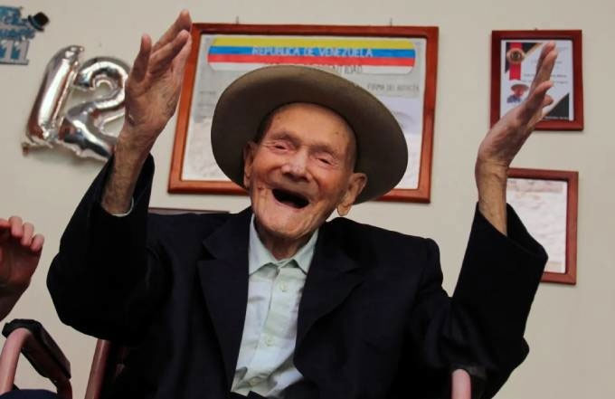 Cụ ông thọ nhất thế giới qua đời ở tuổi 114