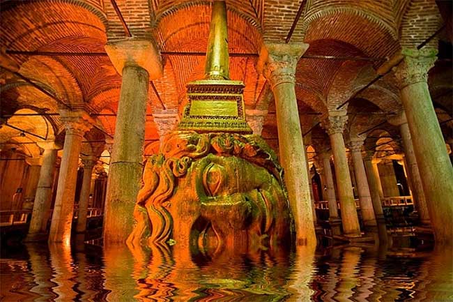 Cung điện 1.500 tuổi nào từng bị bỏ quên dưới nước?
