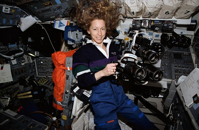 Cuộc sống thực sự trong không gian: Theo lời kể của phi hành gia Marsha Ivins