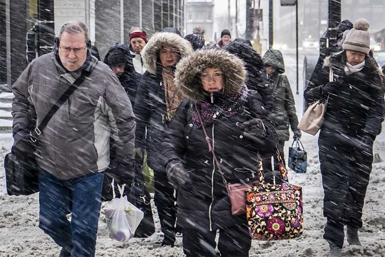 Dân Mỹ giữa giá rét kỷ lục hơn Nam Cực: Tôi lạnh và sợ hãi