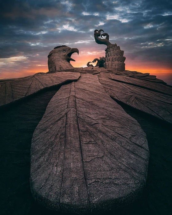 Đây là tượng đài đại bàng lớn nhất thế giới nằm ở Ấn Độ