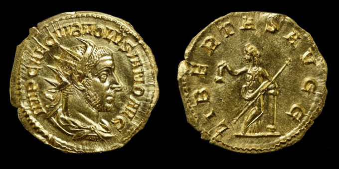 Đồng tiền vàng khắc chân dung hoàng đế La Mã bị sát hại
