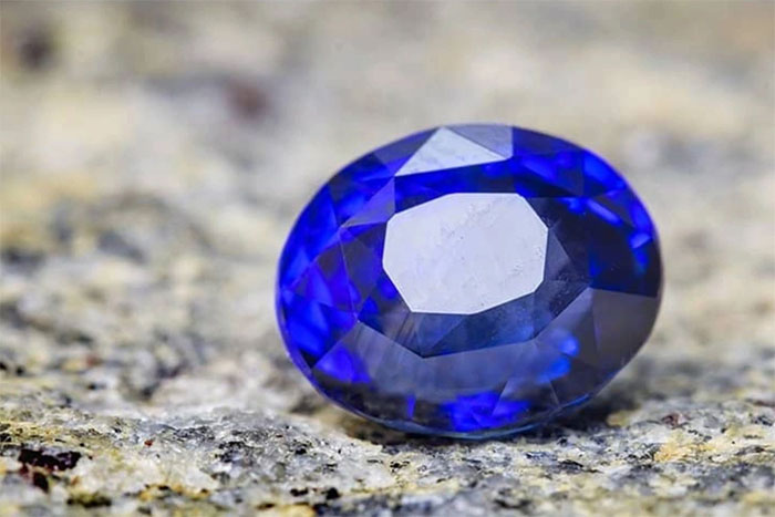 Giải mã nguồn gốc bí ẩn của đá sapphire