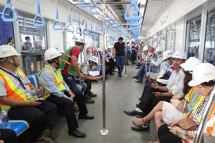 Hành trình hơn 10km chạy thử trên cao của tàu metro số 1