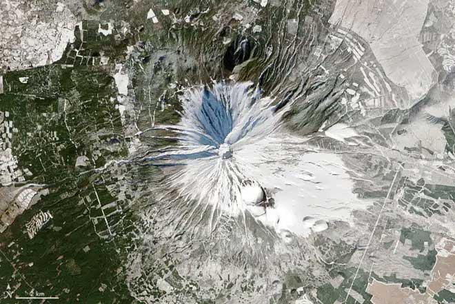 Hình ảnh vệ tinh mới nhất cho thấy một thực trạng đáng buồn đang xảy ra trên núi Phú Sĩ