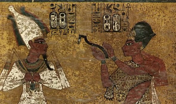 Hình vẽ trong hầm mộ pharaoh trẻ nhất Ai Cập hé lộ điều chấn động