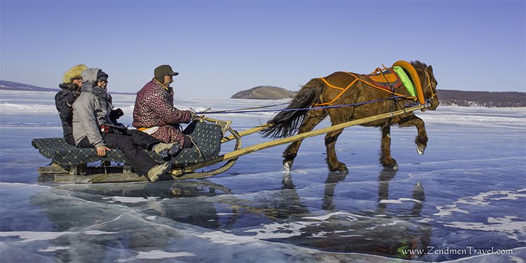 Hồ đóng băng của người Mông Cổ: Lạnh kinh hoàng nhưng đẹp đến mê mẩn