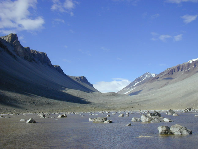 Hồ kỳ lạ nhất thế giới: Ở nơi lạnh nhất Nam Cực, dù âm 50 độ vẫn không thể đóng băng