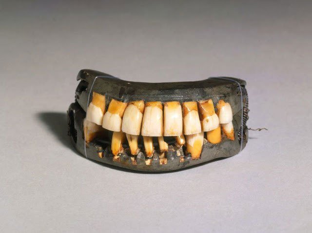 Hoảng hồn mục đích người xưa khi lấy răng của binh lính tử trận