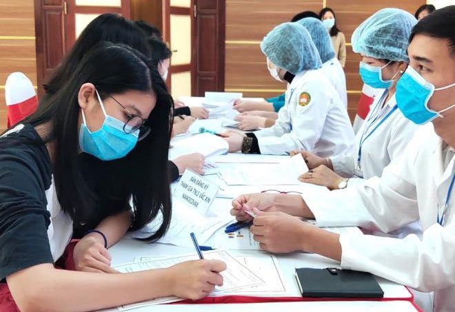 Hôm nay, Việt Nam tiêm thử nghiệm mũi vaccine Covid-19 đầu tiên trên người