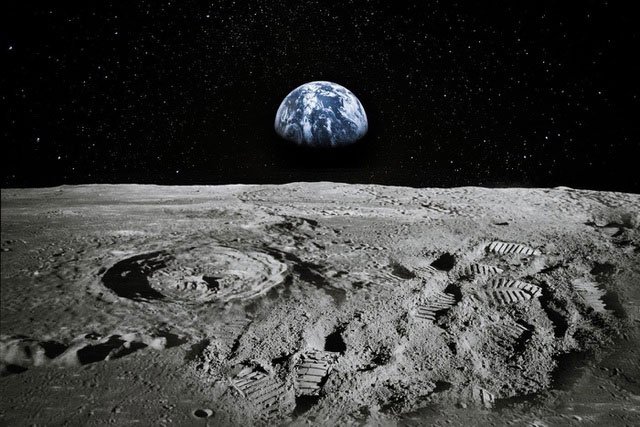 Hơn 100.000 miệng núi lửa Mặt trăng mới được xác định