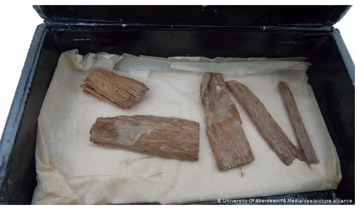 Hộp xì gà ở Aberdeen cất giấu cổ vật Ai Cập 5.000 năm tuổi