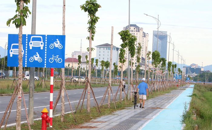 Huế là đô thị đầu tiên ở Việt Nam có vỉa hè dành cho xe đạp