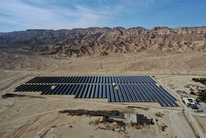 Israel tìm ra phương pháp tích trữ năng lượng Mặt trời vào ban đêm