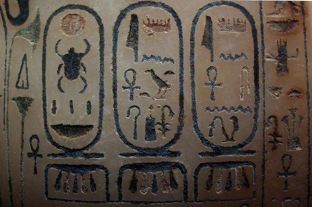 Ít ai biết trước Pharaoh Tut nổi tiếng nhất Ai Cập đã có hai nữ Pharaoh cùng trị vì một lúc