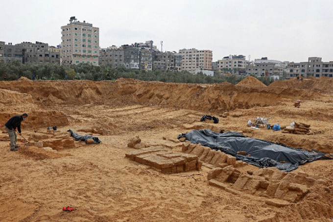 Khai quật 31 ngôi mộ La Mã 2.000 năm ở Dải Gaza