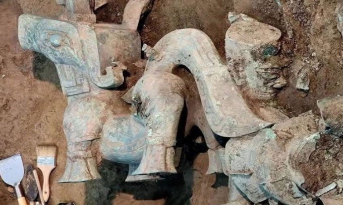 Khai quật tượng quái vật đồng 4.500 năm tuổi ở di chỉ Tam Tinh Đôi