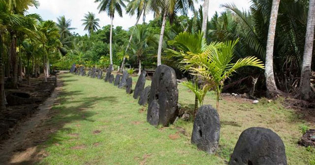 Khám phá đảo Yap: Hòn đảo nhỏ bé sử dụng những tảng đá khổng lồ làm tiền tệ