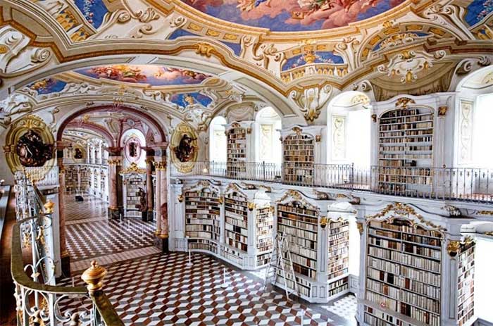 Khám phá thư viện cổ tích đẹp nhất thế giới ở tu viện nghìn năm lịch sử