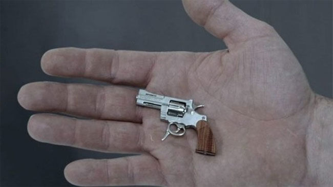Khẩu súng nhỏ nhất thế giới nặng 19 gram có thể gây chết người