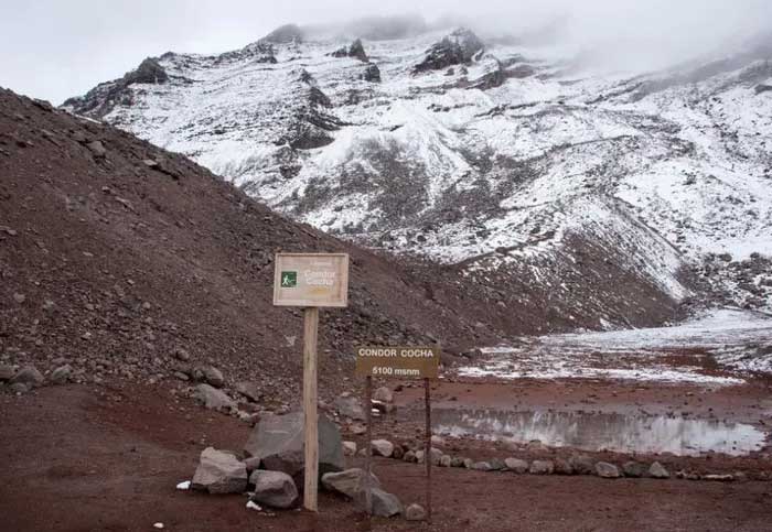 Không phải Everest, đây mới là ngọn núi trên Trái đất gần với các vì sao nhất