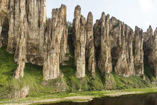 Khu rừng kỳ lạ mọc hàng nghìn trụ đá cách đây 500 triệu năm