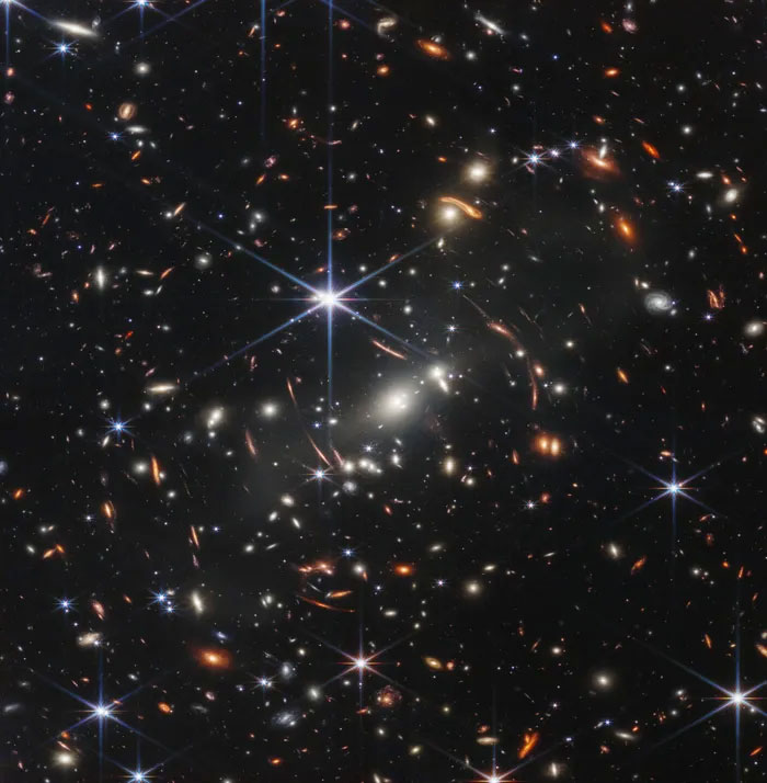 Kính viễn vọng James Webb và Hubble: Sự so sánh đầy suy nghĩ!