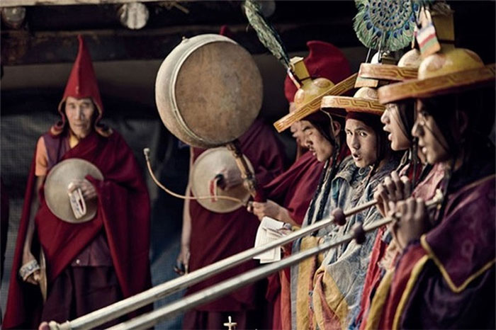 Kỳ lạ bộ tộc ở Tây Tạng: Khi các anh em trai lấy chung vợ