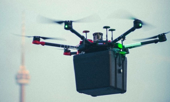 Lần đầu tiên dùng drone chở phổi cấy ghép tới bệnh viện