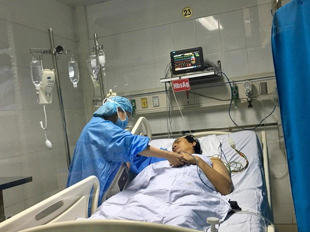 Lần đầu tiên Việt Nam thực hiện thành công chia gan ghép cho 2 người | Y tế