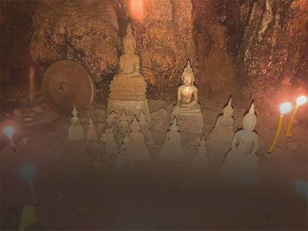 Lào phát hiện nhiều tượng Phật bằng vàng cùng nhiều cổ vật quý