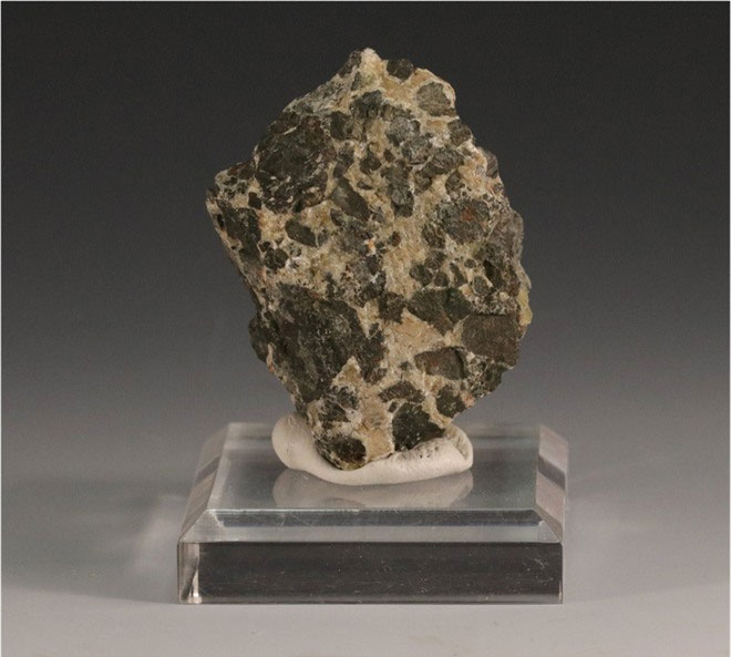 Liên Xô giấu nhẹm mỏ kim cương lớn nhất thế giới, trữ lượng đủ dùng trong 3.000 năm nữa