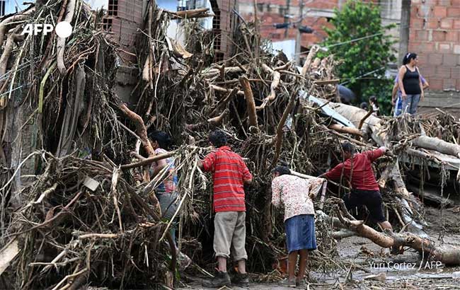 Lở đất do mưa lớn tại Venezuela, ít nhất 22 người thiệt mạng và 52 người mất tích