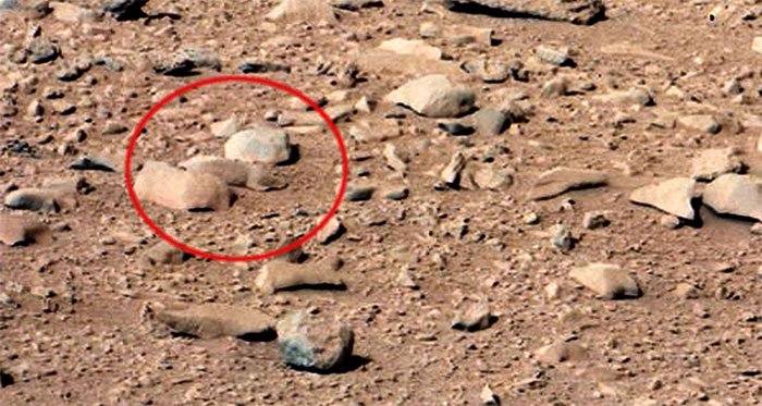 Loạt hình ảnh kỳ lạ nhất được chụp trên sao Hỏa